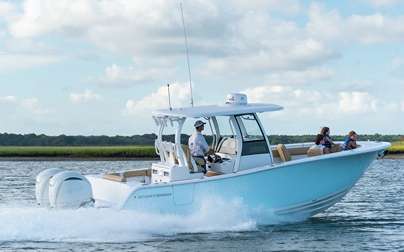 Explore Edgewater Boats at Tom George Yacht Group